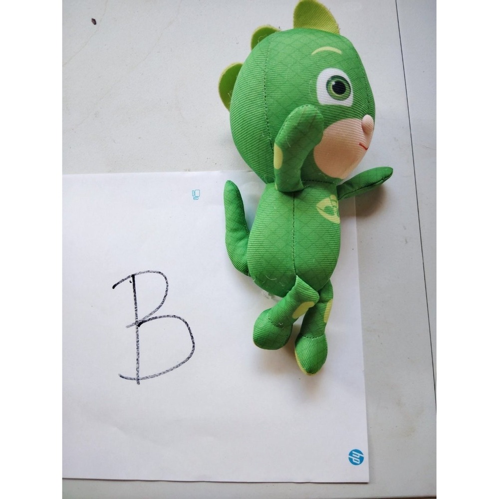 Just Play PJ Masks Gekko Mini Bean Plush Toy 8 in Green Smooth Fabric Shell